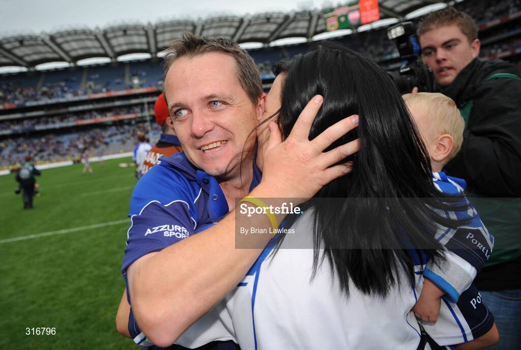 17 August 2008; Waterford manager Davy Fitzgerald celebrates with Sharon Carey, girlfriend of Waterford's Eoin Kelly, after the match. GAA Hurling All-Ireland Senior Championship Semi-Final, Tipperary v Waterford, Croke Park, Dublin. Picture credit: Brian Lawless / SPORTSFILE