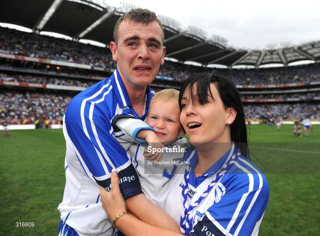17 August 2008; Waterford's Eoin Kelly celebrates with his girlfriend Sharon Carey and son Sean, age 2, after the match. GAA Hurling All-Ireland Senior Championship Semi-Final, Tipperary v Waterford, Croke Park, Dublin. Picture credit: Stephen McCarthy / SPORTSFILE