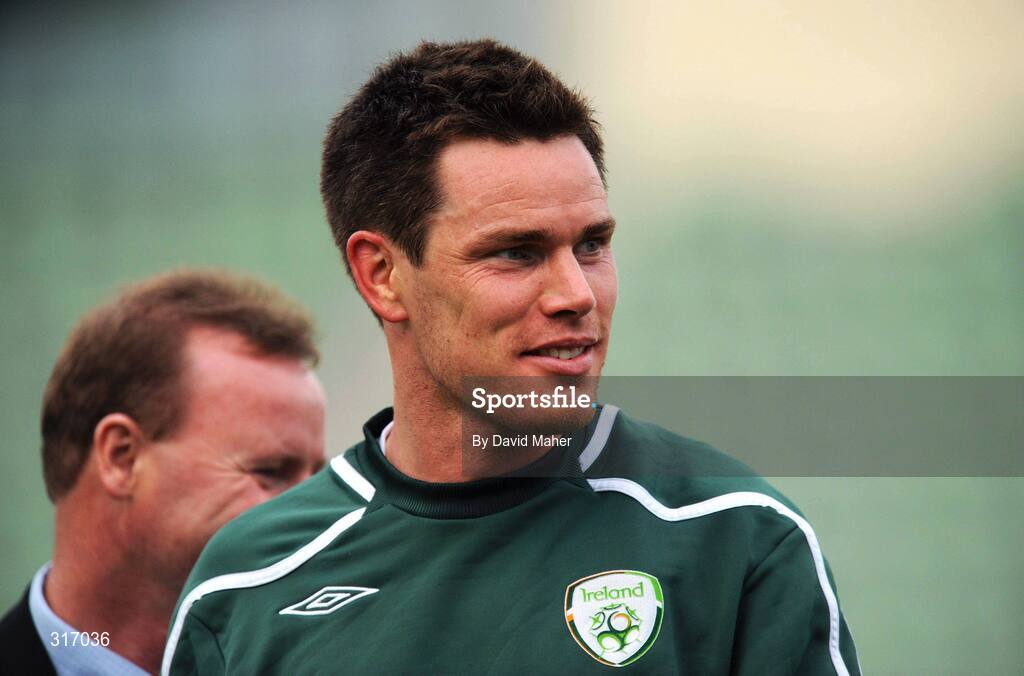 18 August 2008; Republic of Ireland's Steve Finnan during squad training. Bislett Stadium, Oslo, Norway. Picture credit: David Maher / SPORTSFILE