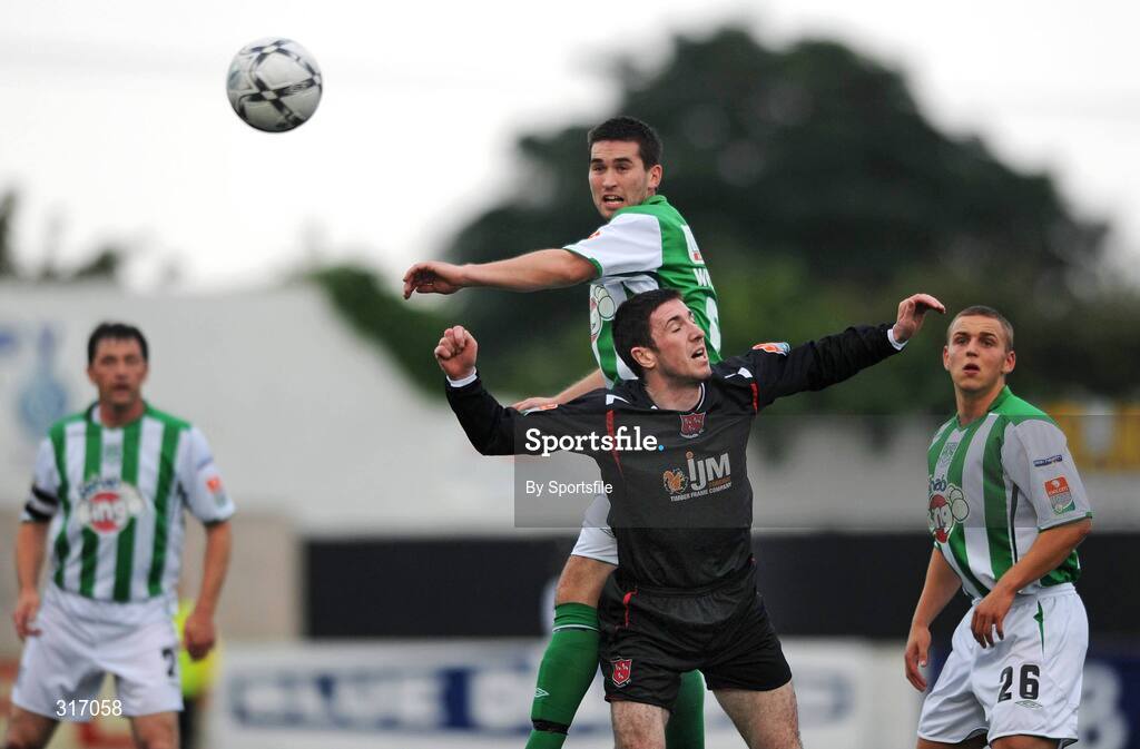 18 August 2008; Gavin Whelan, Bray Wanderers, in action against Paul Shields, Dundalk. FAI Ford Cup Fourth Round Replay, Dundalk v Bray Wanderers, Oriel Park, Dundalk, Co. Louth. Photo by Sportsfile
