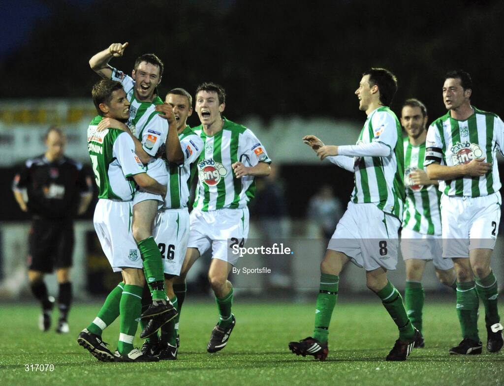 18 August 2008; Patrick Kavanagh, 2nd from left, Bray Wanderers, is congratulated by team-mates after scoring his side's second goal. FAI Ford Cup Fourth Round Replay, Dundalk v Bray Wanderers, Oriel Park, Dundalk, Co. Louth. Photo by Sportsfile