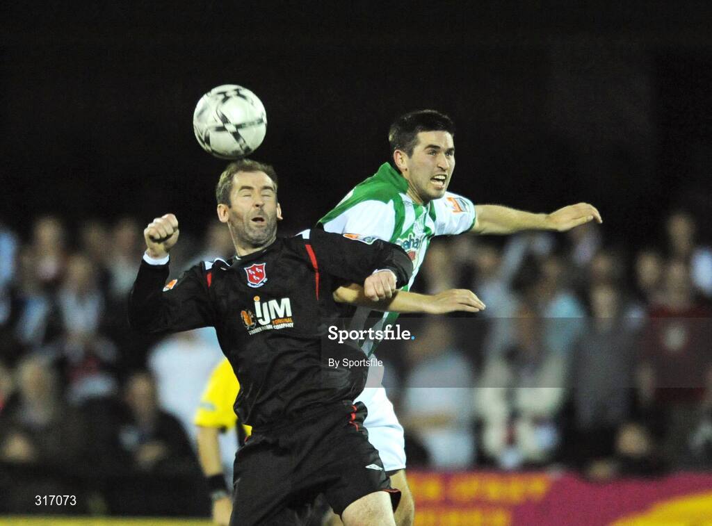 18 August 2008; Trevor Vaughan, Dundalk, in action against Gavin Whelan, Bray Wanderers. FAI Ford Cup Fourth Round Replay, Dundalk v Bray Wanderers, Oriel Park, Dundalk, Co. Louth. Photo by Sportsfile