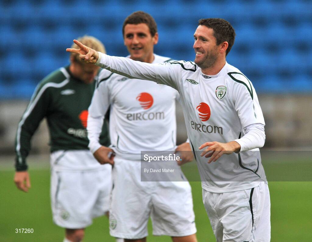 19 August 2008; Republic of Ireland captain Robbie Keane during squad training. Ullevall Stadium, Oslo, Norway. Picture credit: David Maher / SPORTSFILE