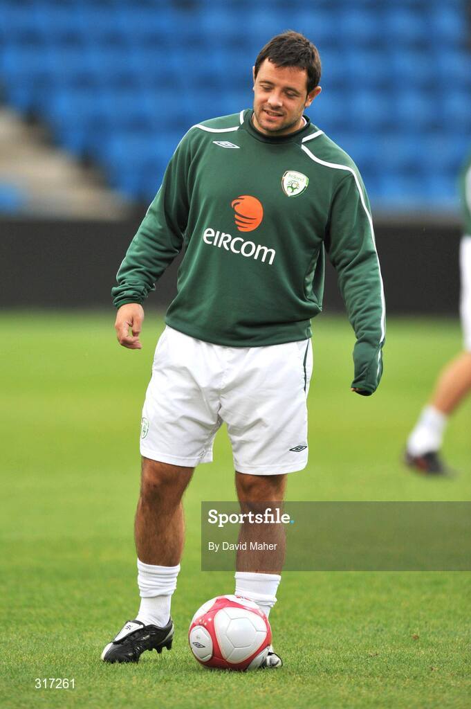 19 August 2008; Andy Reid, Republic of Ireland, during squad training. Ullevall Stadium, Oslo, Norway. Picture credit: David Maher / SPORTSFILE