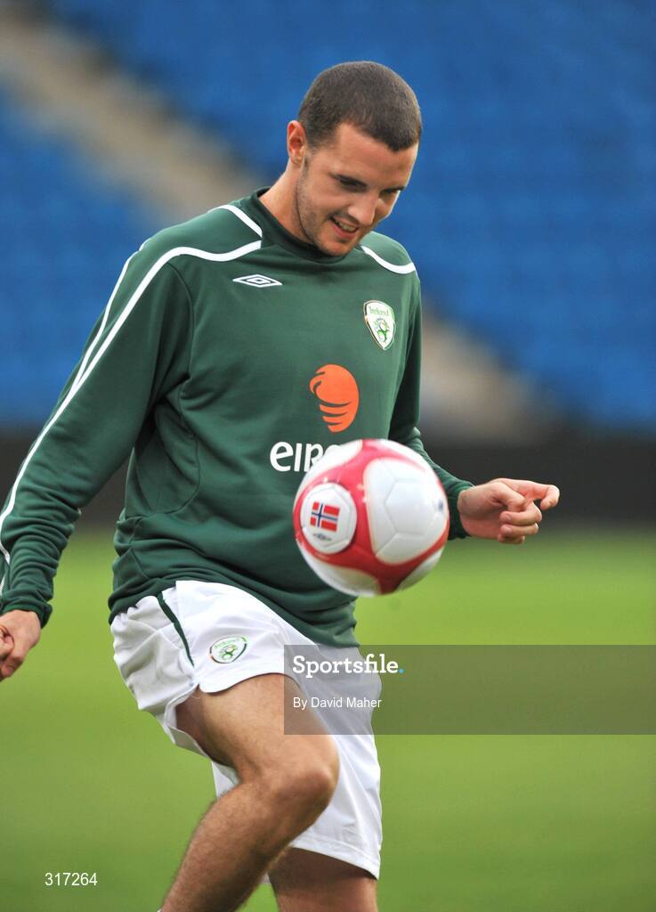 19 August 2008; Republic of Ireland's John O'Shea during squad training. Ullevall Stadium, Oslo, Norway. Picture credit: David Maher / SPORTSFILE