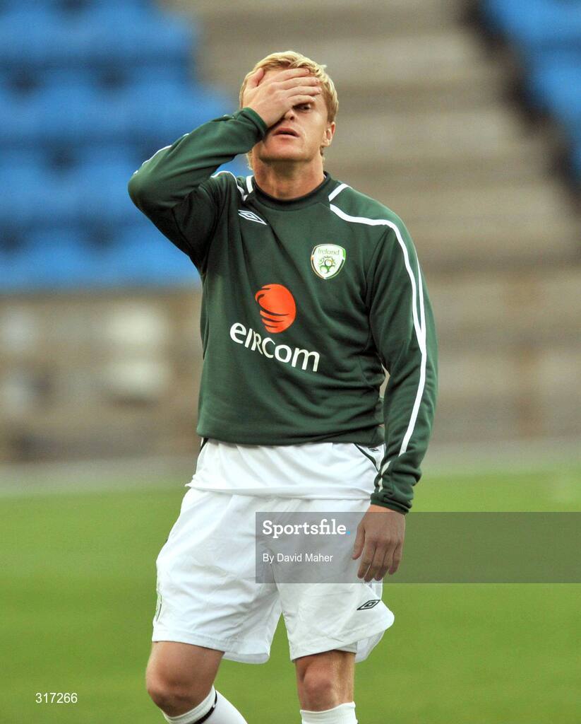 19 August 2008; Republic of Ireland's Damien Duff in action during squad training. Ullevall Stadium, Oslo, Norway. Picture credit: David Maher / SPORTSFILE
