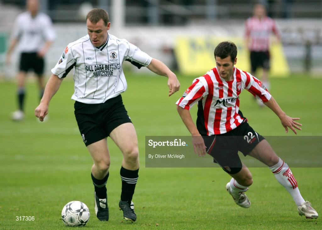19 August 2008; David O'Connell, Kildare County, in action against Thomas Stewart, Derry City. FAI Ford Cup Fourth Round, Derry City v Kildare County, Brandywell, Derry. Picture credit: Oliver McVeigh / SPORTSFILE