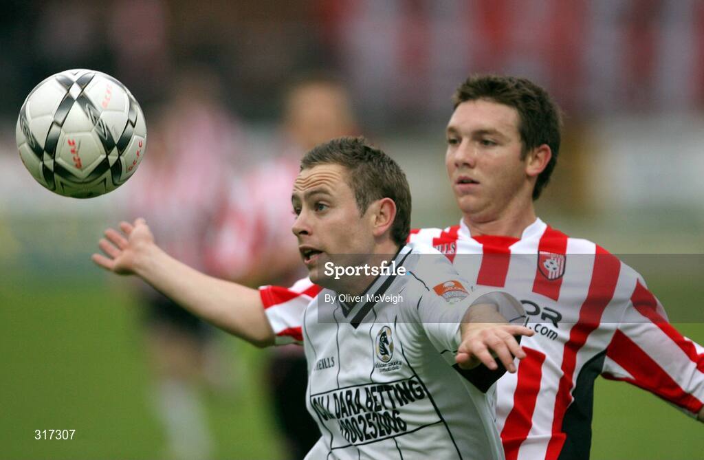 19 August 2008; Barry Slattery, Kildare County, in action against Kevin Deery, Derry City. FAI Ford Cup Fourth Round, Derry City v Kildare County, Brandywell, Derry. Picture credit: Oliver McVeigh / SPORTSFILE