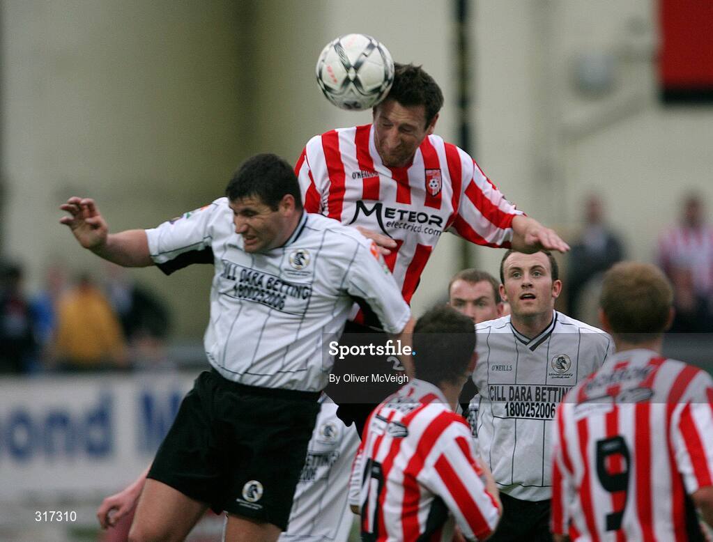 19 August 2008; Derry City's Clive Delaney rises high to head home his side's second goal . FAI Ford Cup Fourth Round, Derry City v Kildare County, Brandywell, Derry. Picture credit: Oliver McVeigh / SPORTSFILE