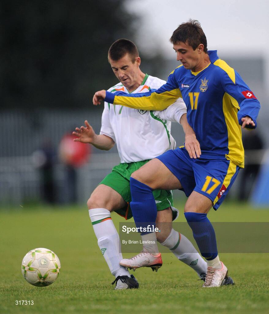 19 August 2008; Niall McArdle, Republic of Ireland, in action against Vitaliy Keveryn, Ukraine. Under-19 Four Nations International Tournament, Leah Victoria Park, Tullamore, Co. Offaly. Picture credit: Brian Lawless / SPORTSFILE