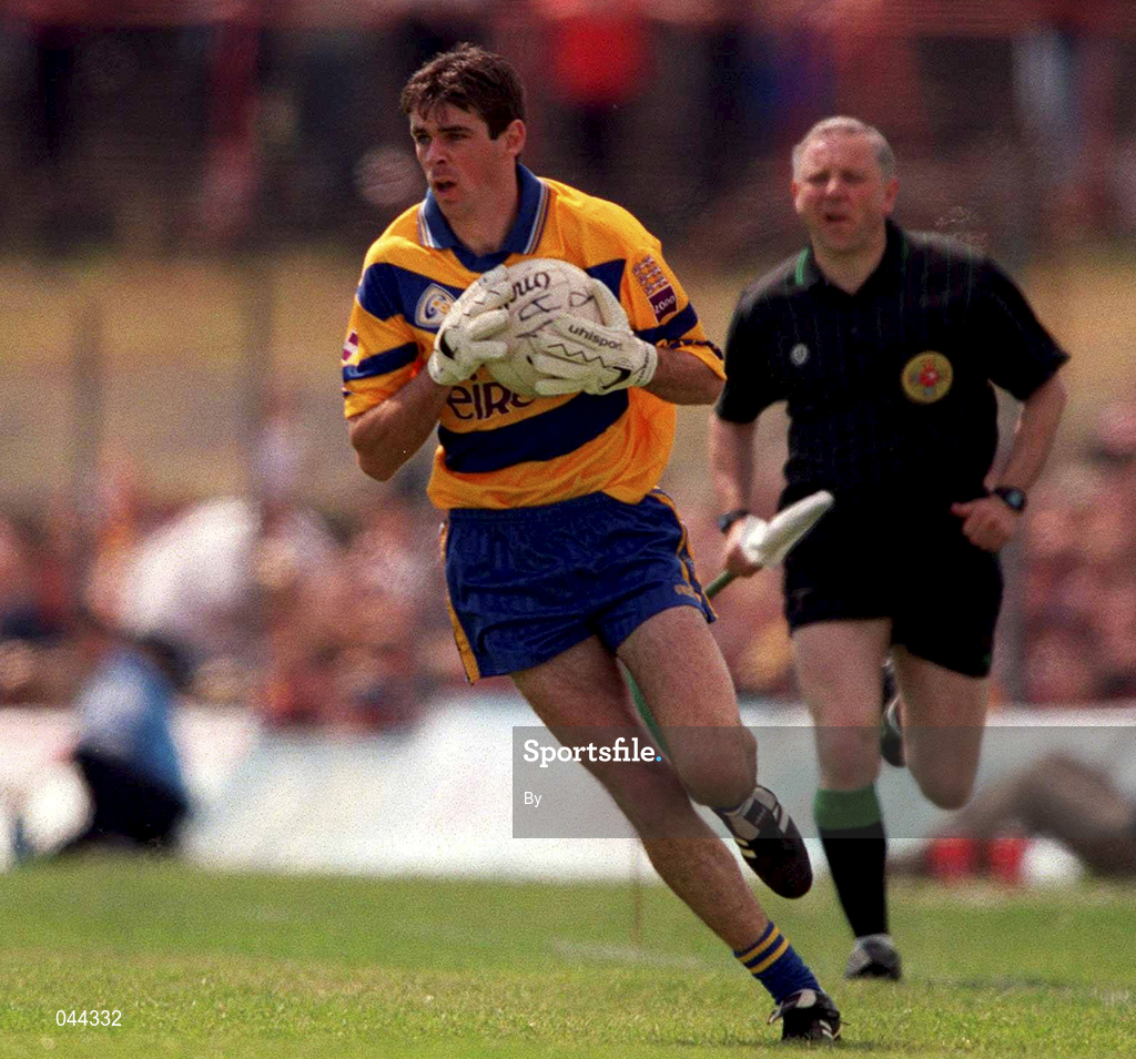 25 June 2000; Peadar McMahon, Clare, football. Picture credit; Brendan Moran/SPORTSFILE