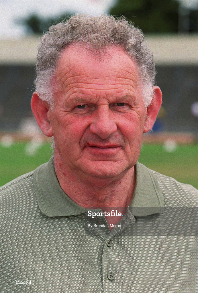 29 July 2000; Sean Naughton, Ireland Athletics team coach, during the Sydney Olympics 2000. Photo by Brendan Moran/Sportsfile