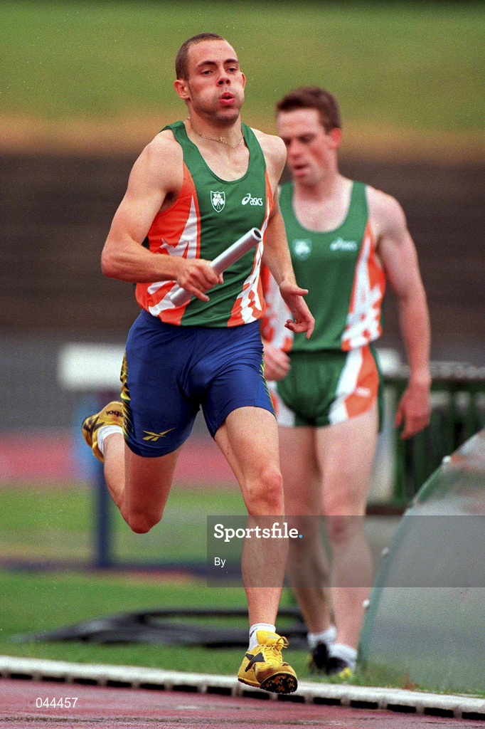 29 July 2000; Paul Opperman, Ireland, Men's 4 X 400m. Athletics. Picture credit; Brendan Moran/SPORTSFILE