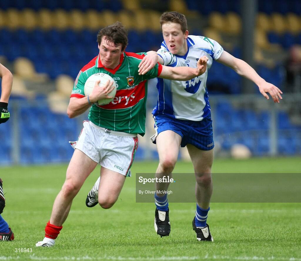 9 August 2008; Cathal Freeman, Mayo, in action against Peter O'Hara, Monaghan. ESB GAA Football All-Ireland Minor Championship Quarter-Final, Mayo v Monaghan, Pearse Park, Longford. Picture credit: Oliver McVeigh / SPORTSFILE