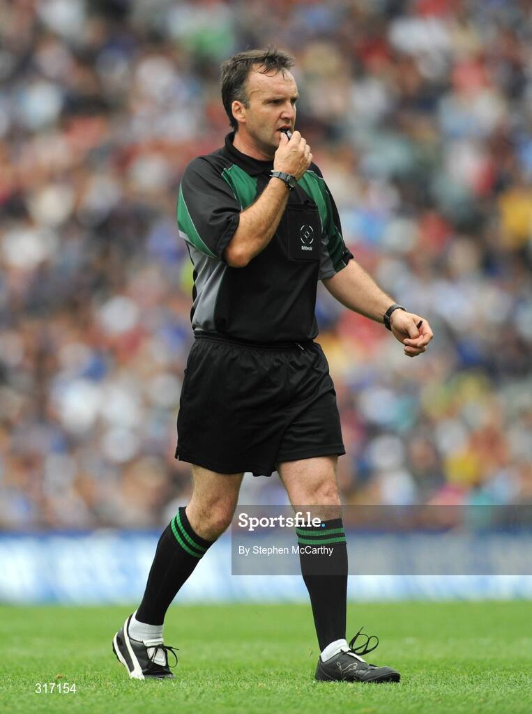 17 August 2008; Referee Diarmuid Kirwan, Cork. GAA Hurling All-Ireland Senior Championship Semi-Final, Tipperary v Waterford, Croke Park, Dublin. Picture credit: Stephen McCarthy / SPORTSFILE
