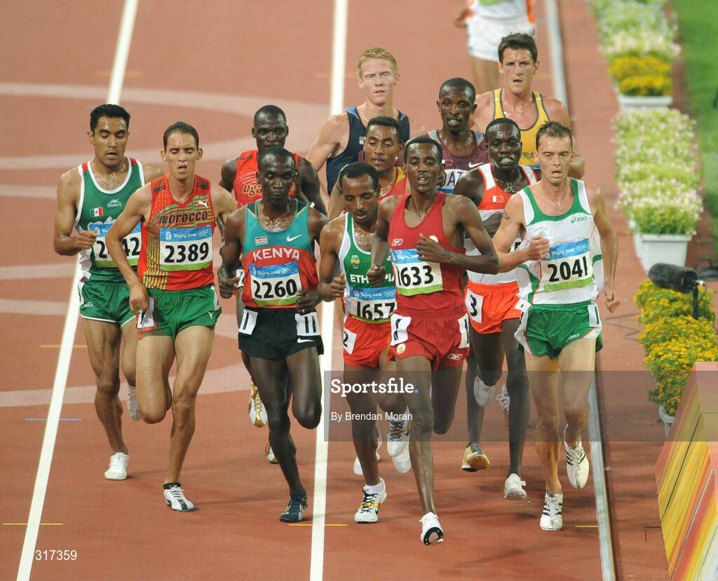 20 August 2008; Alistair Cragg, 2041, Ireland, in action during his heat of the Men's 5000m, where he finished 6th in a time of 13:38.57 and qualified for the final. Beijing 2008 - Games of the XXIX Olympiad, National Stadium, Olympic Green, Beijing, China. Picture credit: Brendan Moran / SPORTSFILE