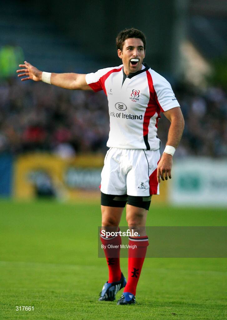22 August 2008; Ian Humphreys, Ulster, calls instructions to team-mates. Pre-Season Friendly, Ulster v Queensland Reds, Ravenhill Park, Belfast, Co. Antrim. Picture credit: Oliver McVeigh / SPORTSFILE