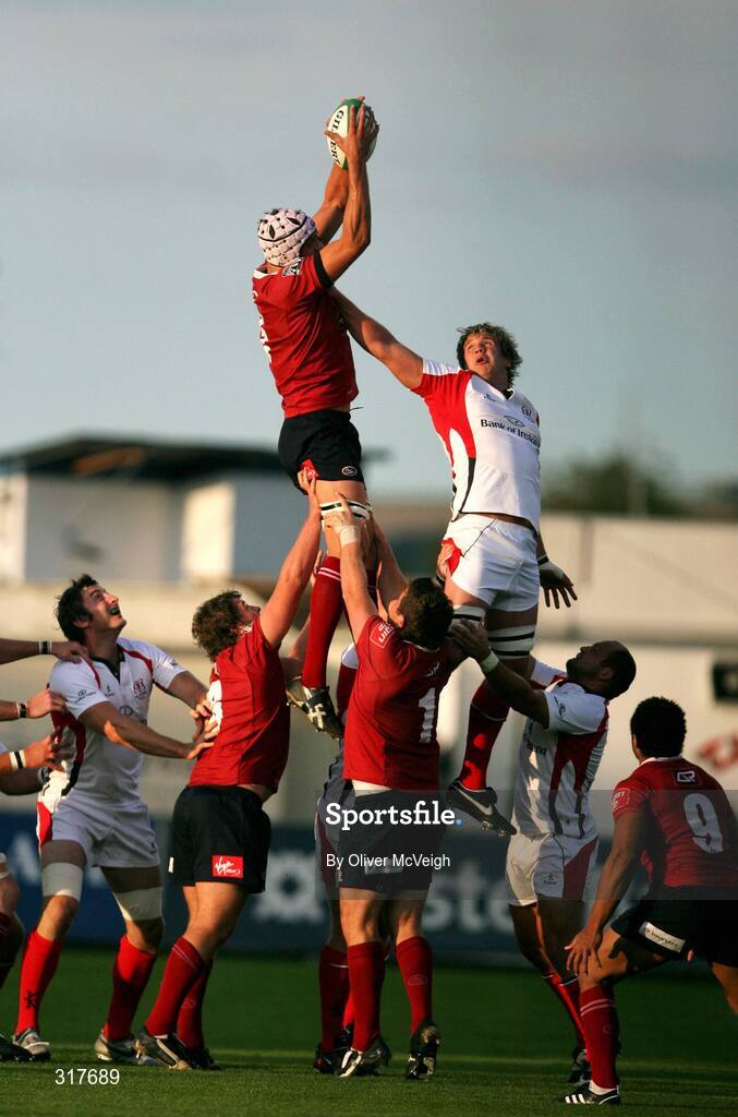 22 August 2008; Thomas Anderson, Ulster, jumps in the lineout against Adam Byrnes, Queensland Reds. Pre-Season Friendly, Ulster v Queensland Reds, Ravenhill Park, Belfast, Co. Antrim. Picture credit: Oliver McVeigh / SPORTSFILE