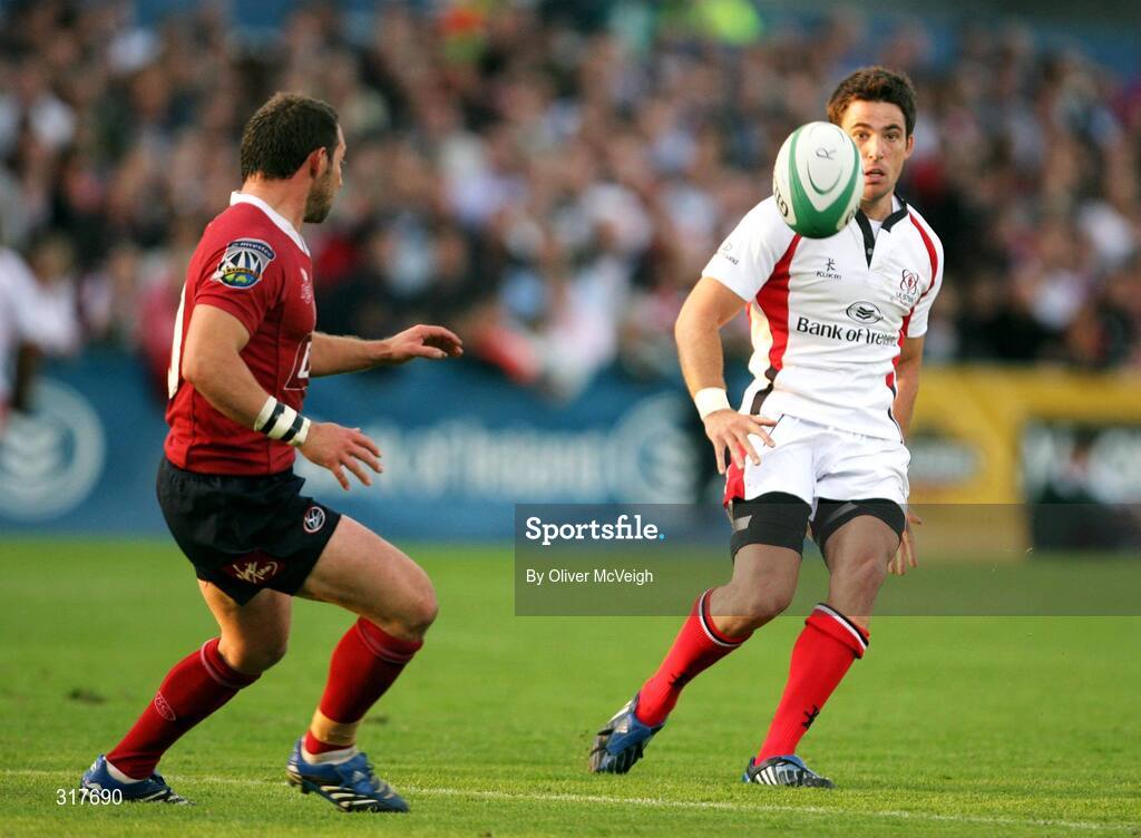 22 August 2008; Ian Humphreys, Ulster, in action against Charlie Fetoai, Queensland Reds. Pre-Season Friendly, Ulster v Queensland Reds, Ravenhill Park, Belfast, Co. Antrim. Picture credit: Oliver McVeigh / SPORTSFILE