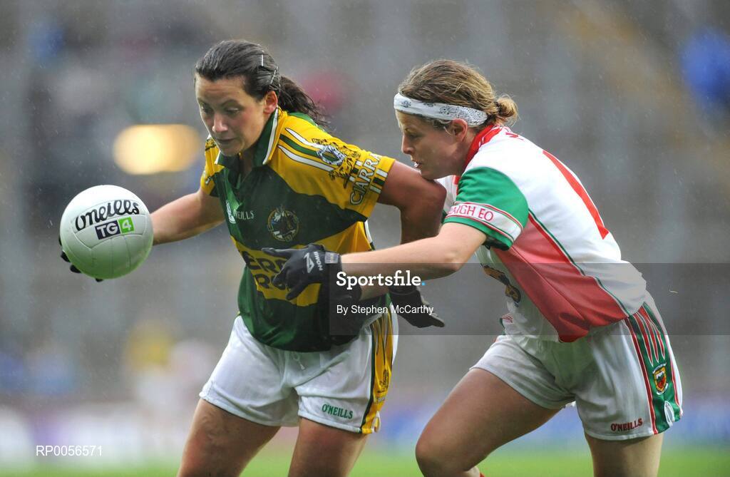 16 August 2008; Deirdre Corridan, Kerry, in action against Denise McDonagh, Mayo. TG4 All-Ireland Ladies Senior Football Championship Quarter-Final, Mayo v Kerry, Croke Park, Dublin. Picture credit: Stephen McCarthy / SPORTSFILE