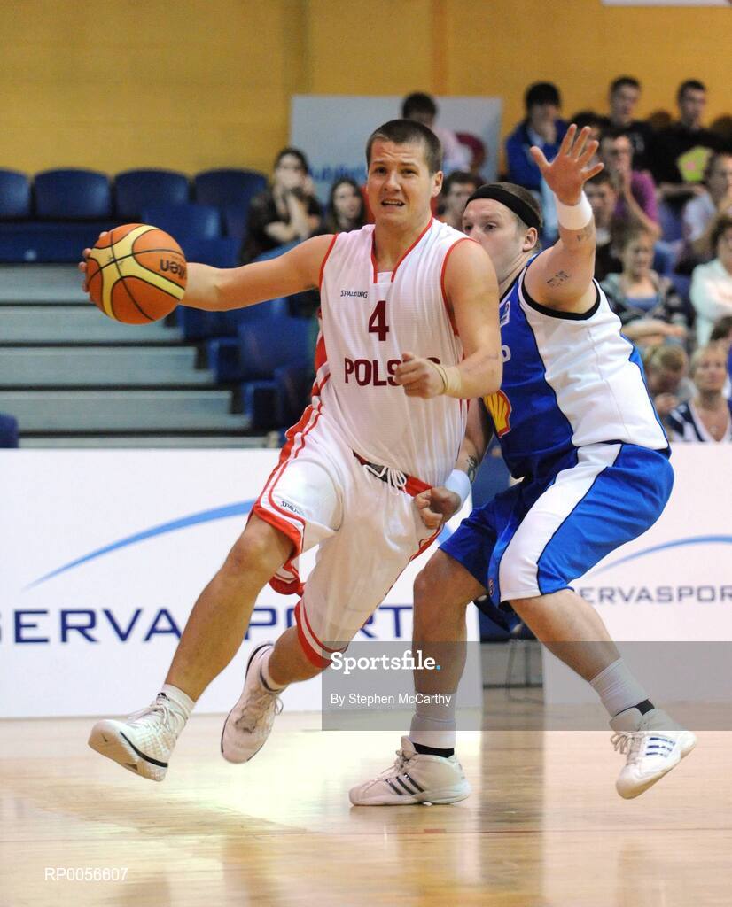 21 August 2008; Kamil Chanas, Poland, in action against Magnus Thor Gunnarsson, Iceland. Emerald Hoops Day 1, Poland v Iceland, National Basketball Arena, Tallaght, Co. Dublin. Picture credit: Stephen McCarthy / SPORTSFILE