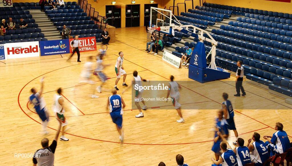 22 August 2008; A general view of the action between Ireland and Iceland. Emerald Hoops Day 2, Ireland v Iceland, National Basketball Arena, Tallaght, Dublin. Picture credit: Stephen McCarthy / SPORTSFILE