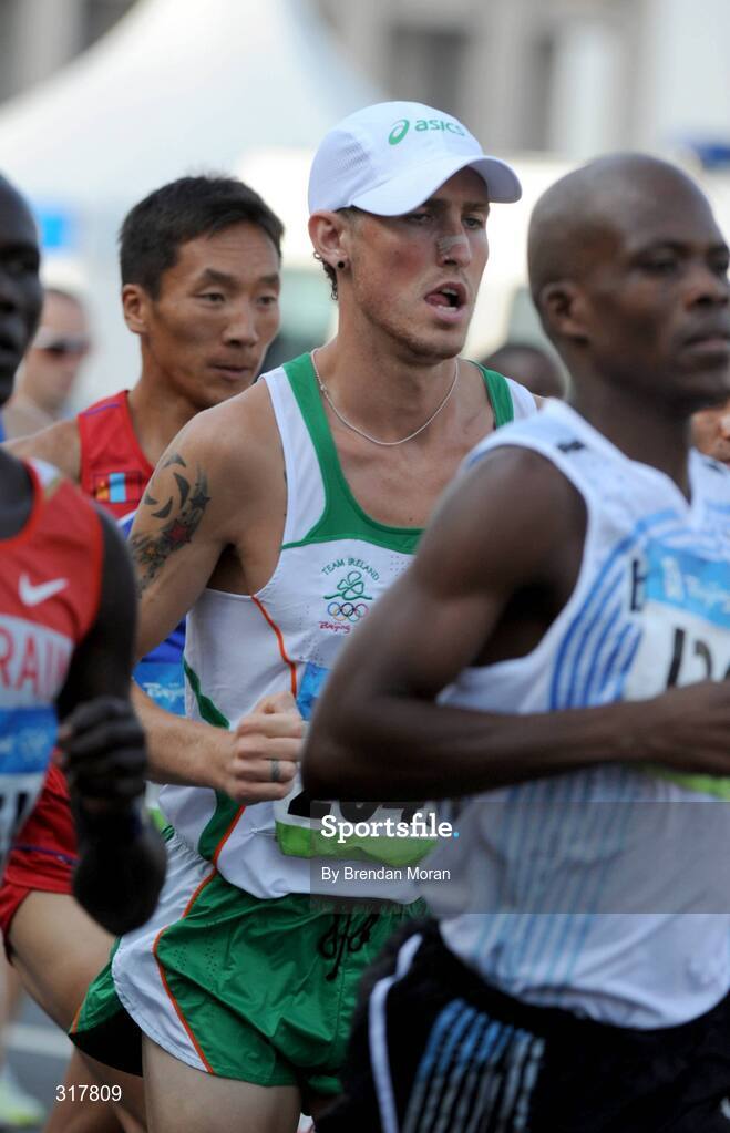 24 August 2008; Martin Fagan, Ireland, in action during the Men's Marathon which he failed to finish. Beijing 2008 - Games of the XXIX Olympiad, National Stadium, Olympic Green, Beijing, China. Picture credit: Brendan Moran / SPORTSFILE