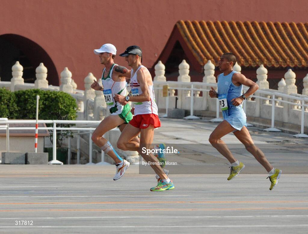 24 August 2008; Martin Fagan, 2043, Ireland, leads a group through Tian'anmen Square during the Men's Marathon which he failed to finish. Beijing 2008 - Games of the XXIX Olympiad, National Stadium, Olympic Green, Beijing, China. Picture credit: Brendan Moran / SPORTSFILE