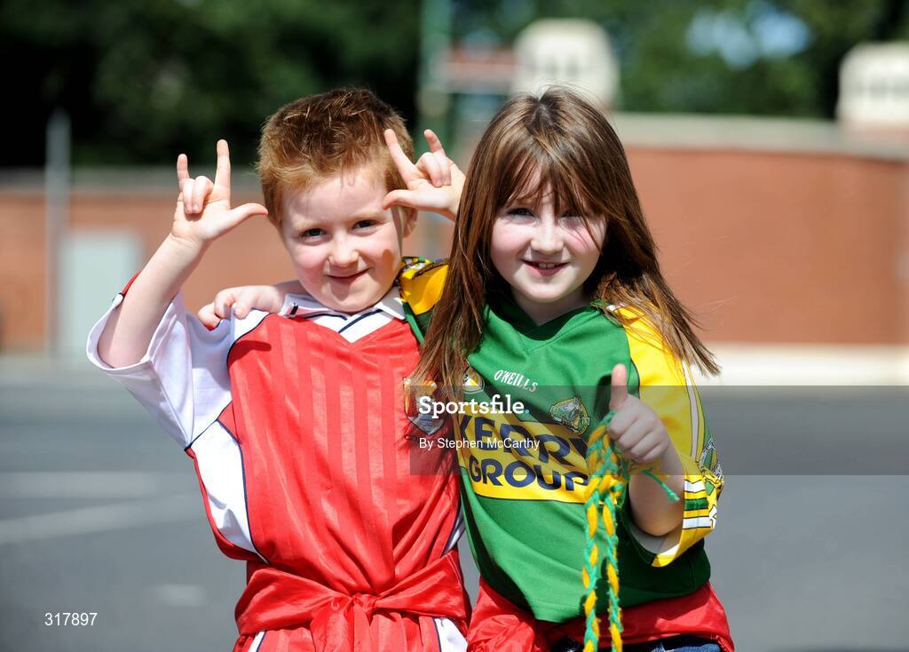 24 August 2008; Twins Padraig and Laura O'Driscoll, age 6, from Tralee, Co. Kerry, before the game. GAA Football All-Ireland Senior Championship Semi-Final, Kerry v Cork, Croke Park, Dublin. Picture credit: Stephen McCarthy / SPORTSFILE
