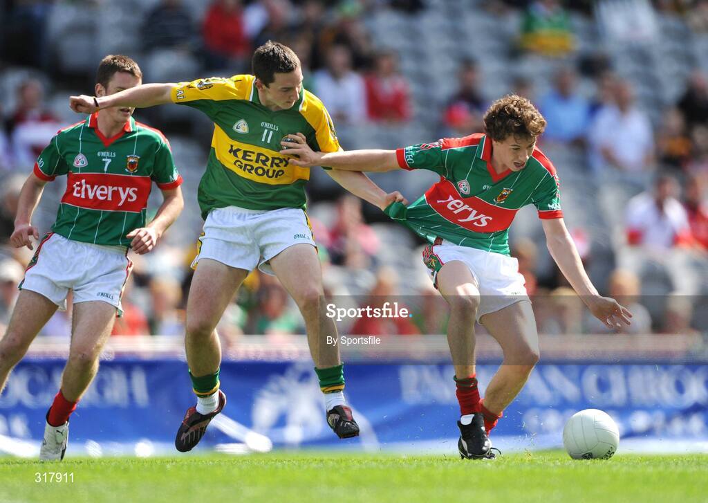 24 August 2008; Eoin Reilly, Mayo, in action against Daithi Casey, Kerry. ESB GAA Football All-Ireland Minor Championship Semi-Final, Kerry v Mayo, Croke Park, Dublin. Photo by Sportsfile