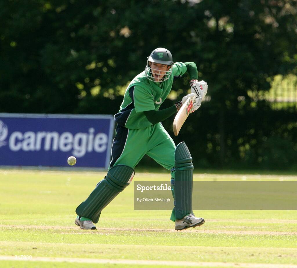 24 August 2008; Alex Cusack, Ireland, plays a shot to the boundry against Kenya. One Day International, Ireland v Kenya, Stormont, Belfast. Picture credit: Oliver McVeigh / SPORTSFILE