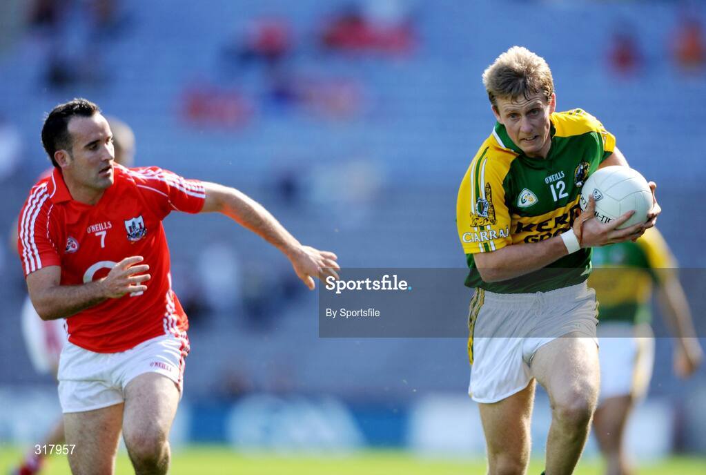 24 August 2008; Donnacha Walsh, Kerry, in action against Kieran O'Connor, Cork. GAA Football All-Ireland Senior Championship Semi-Final, Kerry v Cork, Croke Park, Dublin. Photo by Sportsfile