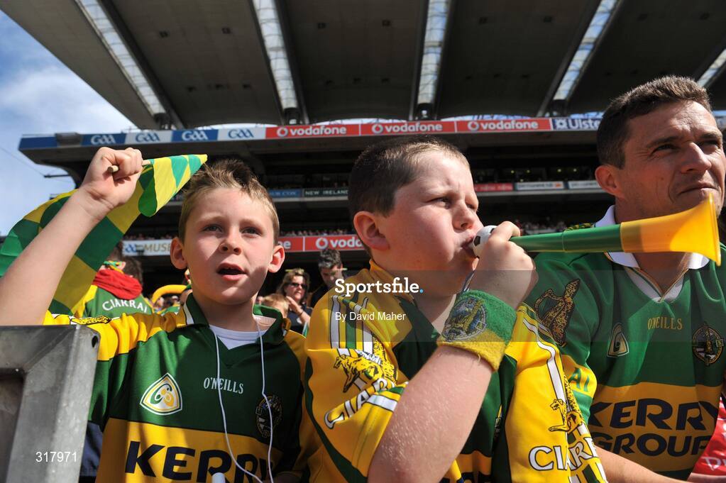 24 August 2008; Kerry supporters cheer on their team before the start of the game. GAA Football All-Ireland Senior Championship Semi-Final, Kerry v Cork, Croke Park, Dublin. Picture credit: David Maher / SPORTSFILE