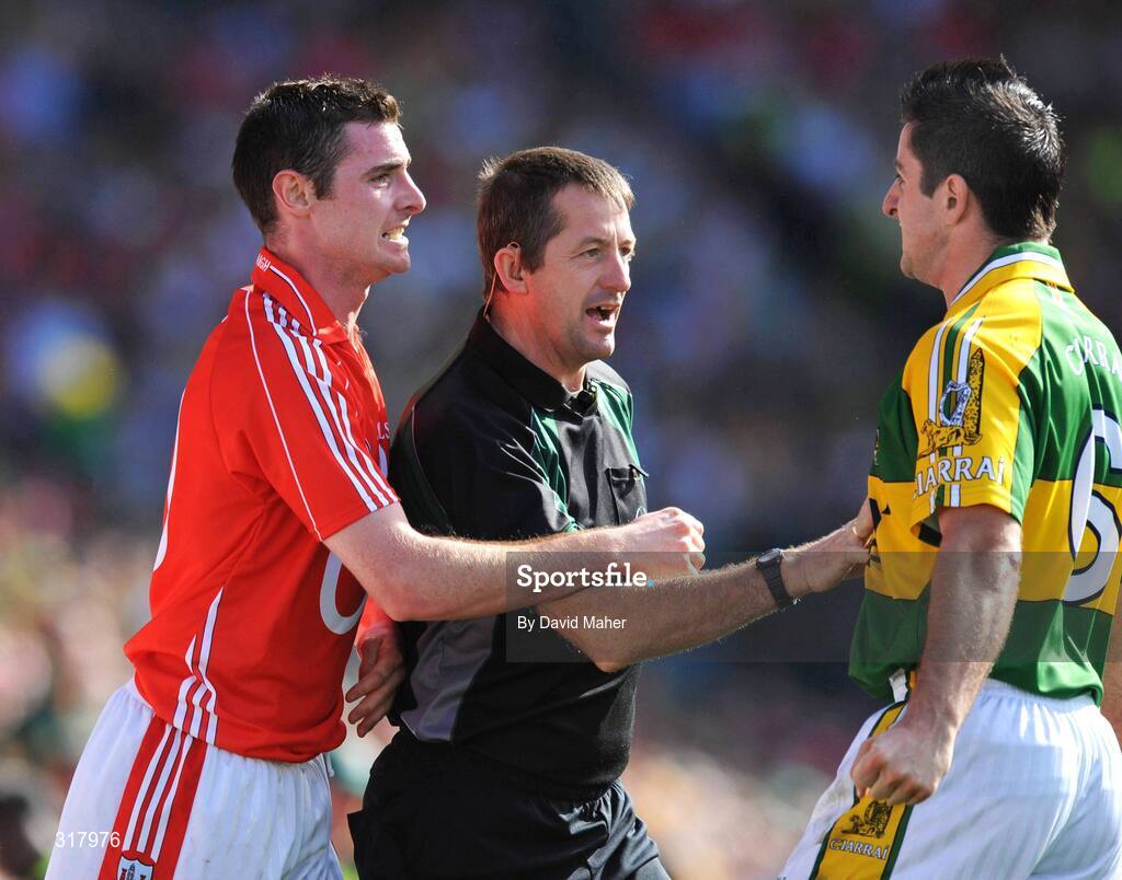 24 August 2008; Donncha O'Connor, Cork, and  Aidan O'Mahony, Kerry, are separated by Referee Joe McQuillan prior to O'Connor being sent off. GAA Football All-Ireland Senior Championship Semi-Final, Kerry v Cork, Croke Park, Dublin. Picture credit: David Maher / SPORTSFILE