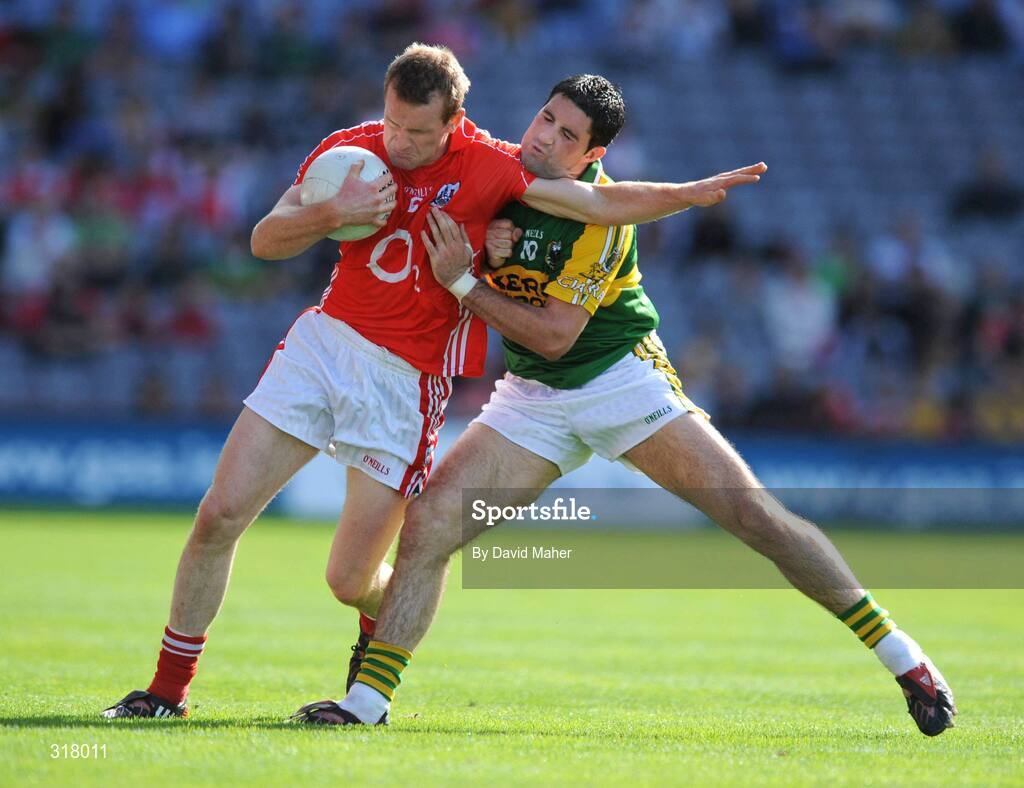 24 August 2008; Ger Spillane, Cork, in action against Brian Sheehan, Kerry. GAA Football All-Ireland Senior Championship Semi-Final, Kerry v Cork, Croke Park, Dublin. Picture credit: David Maher / SPORTSFILE