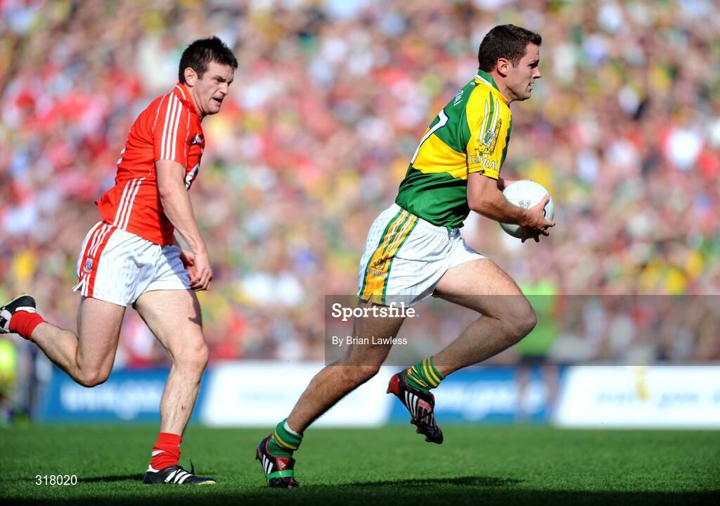 24 August 2008; Eoin Brosnan, Kerry, in action against Derek Kavanagh, Cork. GAA Football All-Ireland Senior Championship Semi-Final, Kerry v Cork, Croke Park, Dublin. Picture credit: Brian Lawless / SPORTSFILE
