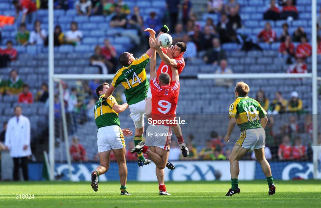 24 August 2008; Noel O'Leary and Pearse O'Neill, no. 9, Cork, in action against Kieran Donaghy and Eoin Brosnan, left, Kerry, as Darren O'Sullivan, right, looks on. GAA Football All-Ireland Senior Championship Semi-Final, Kerry v Cork, Croke Park, Dublin. Photo by Sportsfile