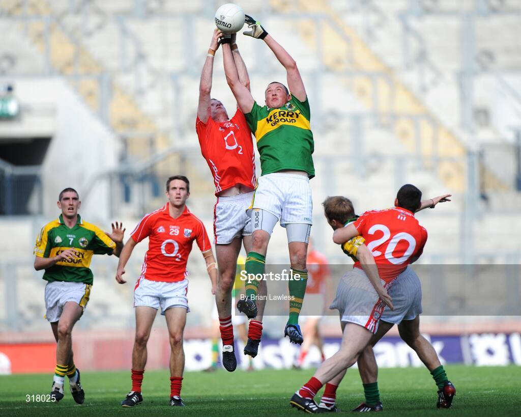 24 August 2008; Kieran Donaghy, Kerry, in action against Nicholas Murphy, Cork. GAA Football All-Ireland Senior Championship Semi-Final, Kerry v Cork, Croke Park, Dublin. Picture credit: Brian Lawless / SPORTSFILE