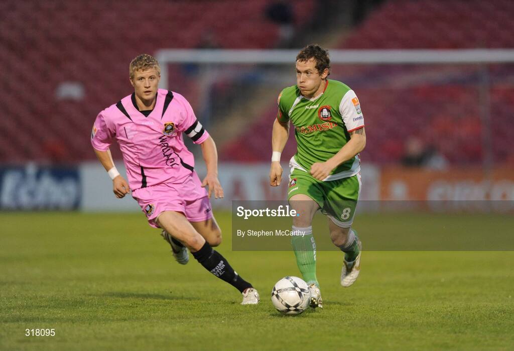 25 August 2008; Joe Gamble, Cork City, in action against Conor Sinnott, Wexford Youths. eircom League of Ireland Cup Semi-Final, Cork City v Wexford Youths, Turners Cross, Cork. Picture credit: Stephen McCarthy / SPORTSFILE