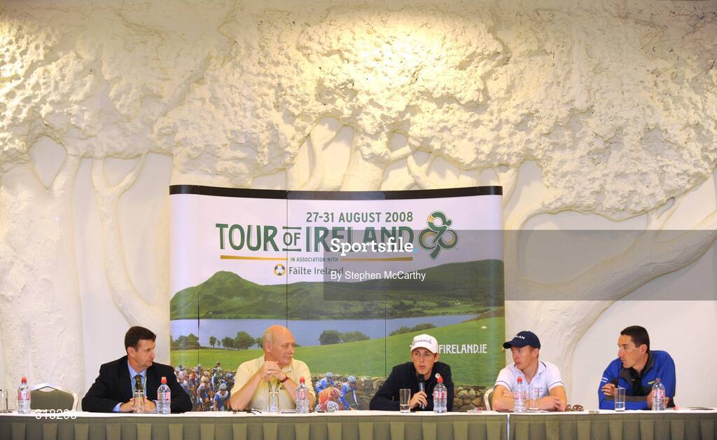 26 August 2008; Irish National Champion Dan Martin, Garmin Chipotle H30, speaking at a press conference ahead of tomorrow's start of the Tour of Ireland alongside, from left, Gerry McManus, Tour of Ireland Press Officer, Alan Rushton, Tour of Ireland Race Director, David O'Loughlin, Pezula, Marco Pinotti, Team Columbia. Tour of Ireland Press Conference, Crowne Plaza Hotel, Dublin. Picture credit: Stephen McCarthy / SPORTSFILE