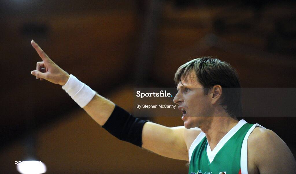 21 August 2008; Ireland Head Coach Jay Larranaga. Emerald Hoops Day 1, Ireland v Notre Dame, National Basketball Arena, Tallaght, Dublin. Picture credit: Stephen McCarthy / SPORTSFILE