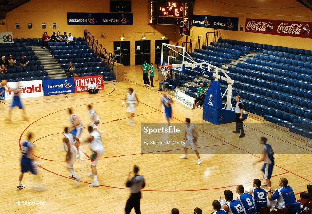 22 August 2008; A general view of the action between Ireland and Iceland. Emerald Hoops Day 2, Ireland v Iceland, National Basketball Arena, Tallaght, Dublin. Picture credit: Stephen McCarthy / SPORTSFILE