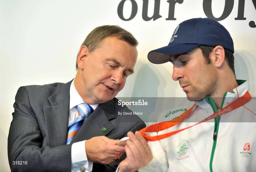 26 August 2008; Olympic silver medallist, Kenny Egan, and Minister for Arts, Sport and Tourism, Martin Cullen TD, after arriving at Dublin Airport, Dublin. Picture credit: David Maher / SPORTSFILE