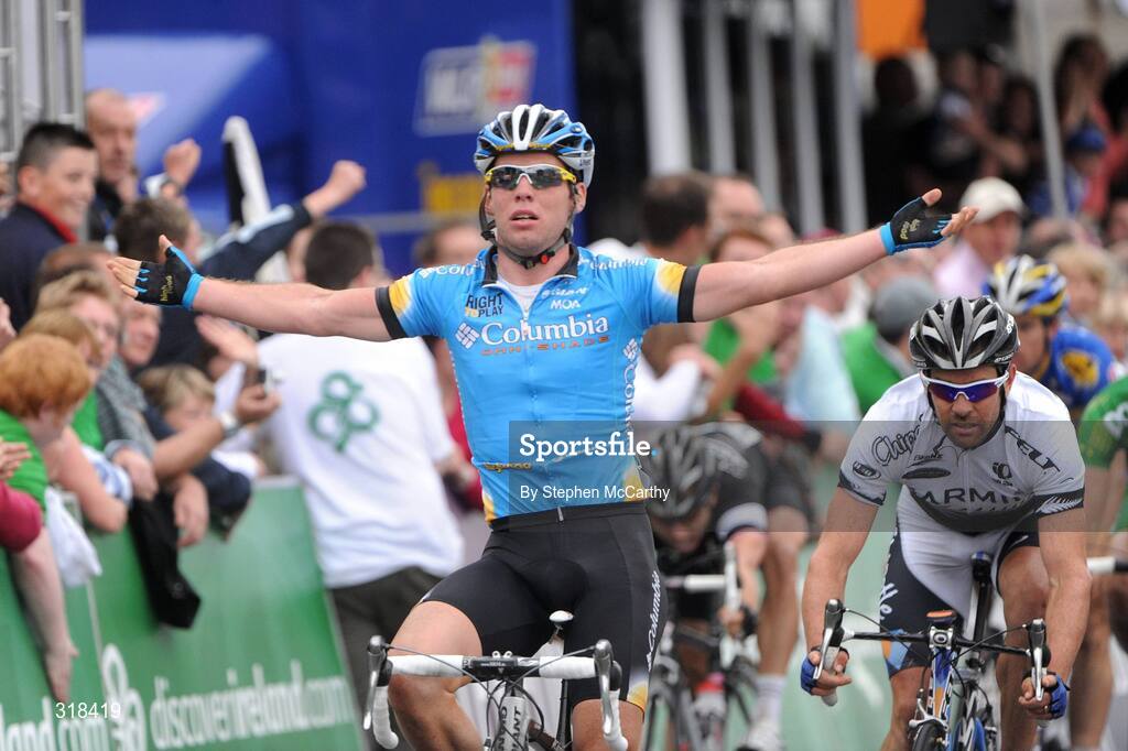 27 August 2008; Mark Cavendish, Team Columbia, celebrates as he crosses the line to win the opening stage of the Tour of Ireland. 2008 Tour of Ireland - Stage 1, Dublin - Waterford. Picture credit: Stephen McCarthy / SPORTSFILE