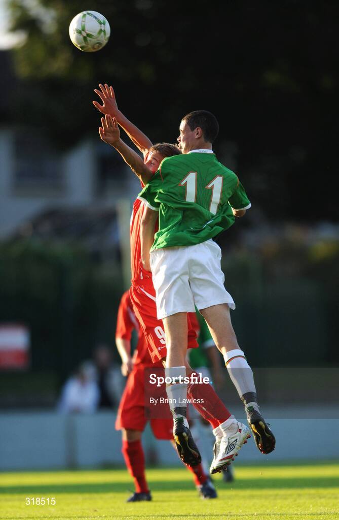 28 August 2008; Derrick Williams, Republic of Ireland, in action against Kurtis March, Wales. Under-16 International Friendly, Republic of Ireland  v Wales, Whitehall, Dublin. Picture credit: Brian Lawless / SPORTSFILE