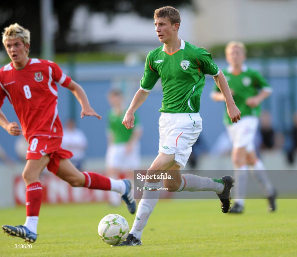 28 August 2008; Sean McGinty, Republic of Ireland, in action against Emyr Huws, Wales. Under-16 International Friendly, Republic of Ireland  v Wales, Whitehall, Dublin. Picture credit: Brian Lawless / SPORTSFILE