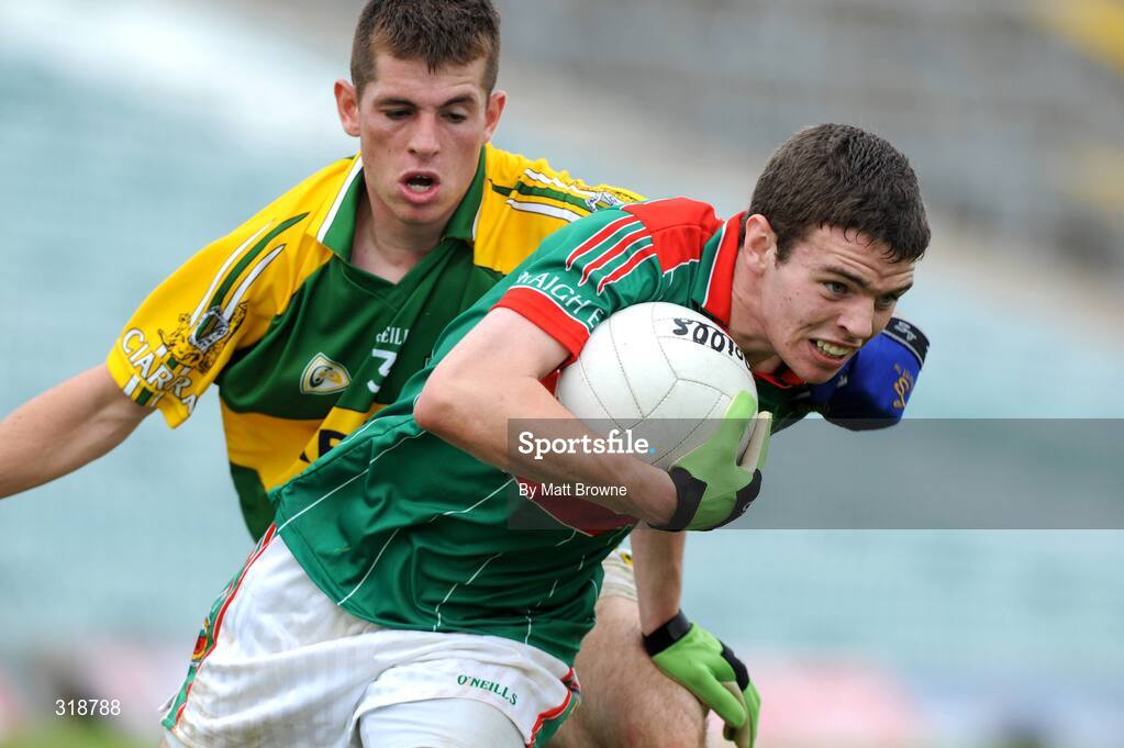 30 August 2008; Aiden Walsh, Mayo, in action against Kevin Keane, Kerry. ESB GAA Football All-Ireland Minor Championship Semi-Final Replay, Kerry v Mayo, Gaelic Grounds, Limerick. Picture credit: Matt Browne / SPORTSFILE