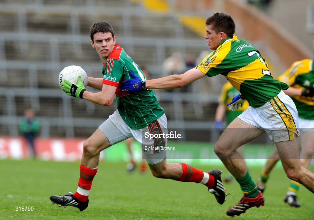 30 August 2008; Aiden Walsh, Mayo, in action against Kevin Keane, Kerry. ESB GAA Football All-Ireland Minor Championship Semi-Final Replay, Kerry v Mayo, Gaelic Grounds, Limerick. Picture credit: Matt Browne / SPORTSFILE