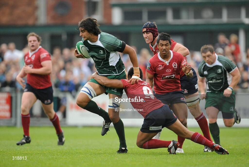 30 August 2008; Cameron Jowitt, Leinster, is tackled by Will Genia, Queensland Reds. Pre-season friendly, Queensland Reds v Leinster, Donnybrook Stadium, Donnybrook, Dublin. Picture credit: Brendan Moran / SPORTSFILE