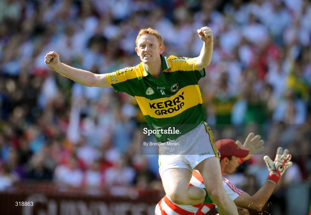 31 August 2008; Colm Cooper, 11, Kerry, celebrates scoring his side's third goal against Cork. GAA Football All-Ireland Senior Championship Semi-Final Replay, Kerry v Cork, Croke Park, Dublin. Picture credit: Brendan Moran / SPORTSFILE